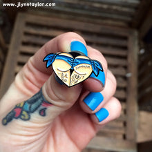 Load image into Gallery viewer, American traditional tattoo flash blue scrunch butt bikini butt heart enamel pin.
